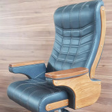 صندلی مدیریت اداری مدل آراز برند اسطوره