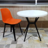 میز و صندلی غذاخوری سرامیکی تمام پلاستیکی آریا طرح پایه خرچنگی