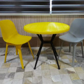 میز غذاخوری و صندلی سرامیکی تمام پلاستیکی آریا طرح پایه خرچنگی