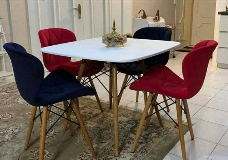 میز و صندلی زین اسبی پایه چوب راش