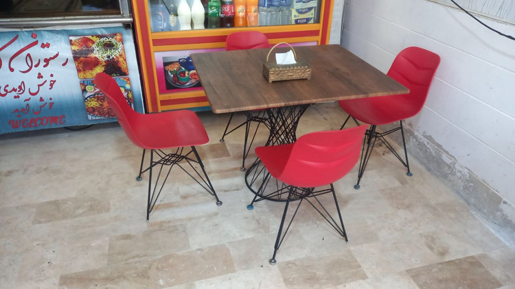 میز و صندلی غذاخوری پایه فلزی